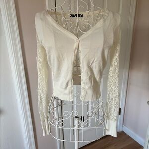 Love Culture Cream Lace Sleeve Button Down Top